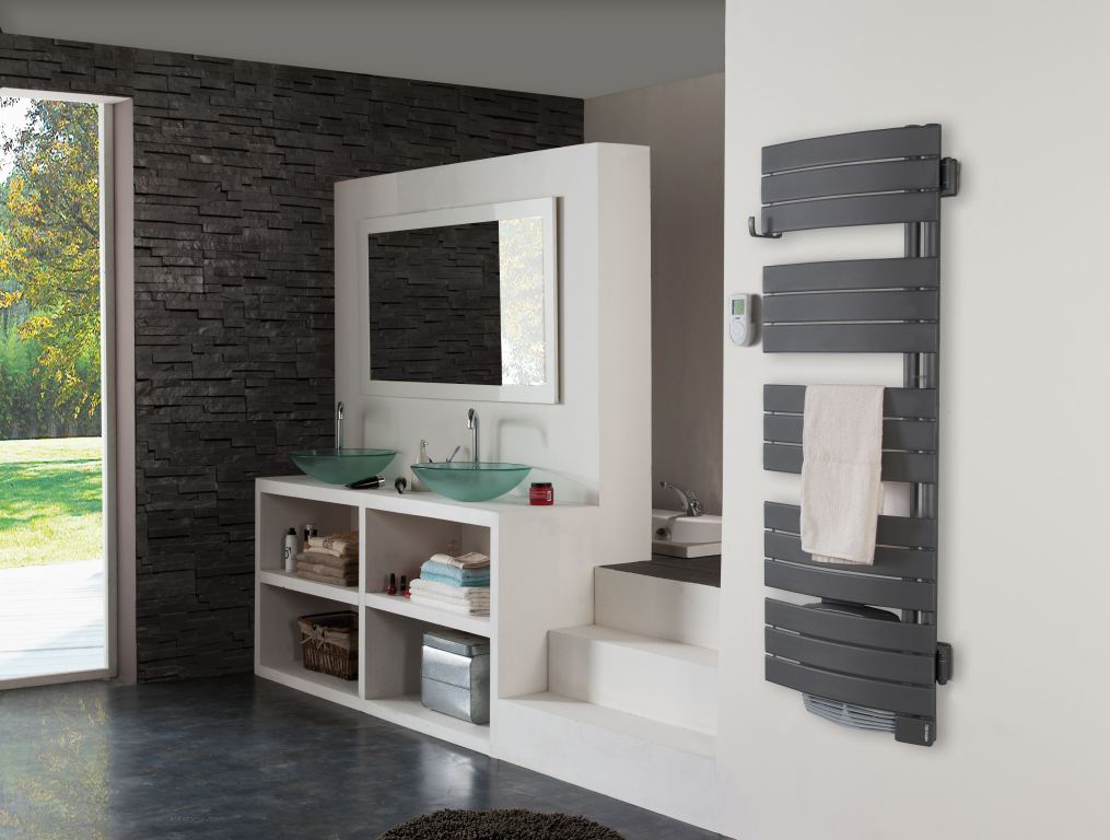 atlantic_nefertiti_pivot_antracytowy Nefertiti i jej antracytowy kolor