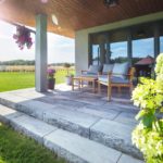 Polbruk_Magna-stopien-Grando Trwałe, wygodne, estetyczne i eleganckie – to cechy idealnych stopni schodowych prowadzących na taras